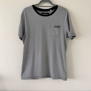 🤍 Guess Men’s Black and White Striped Short Sleeve Size Large